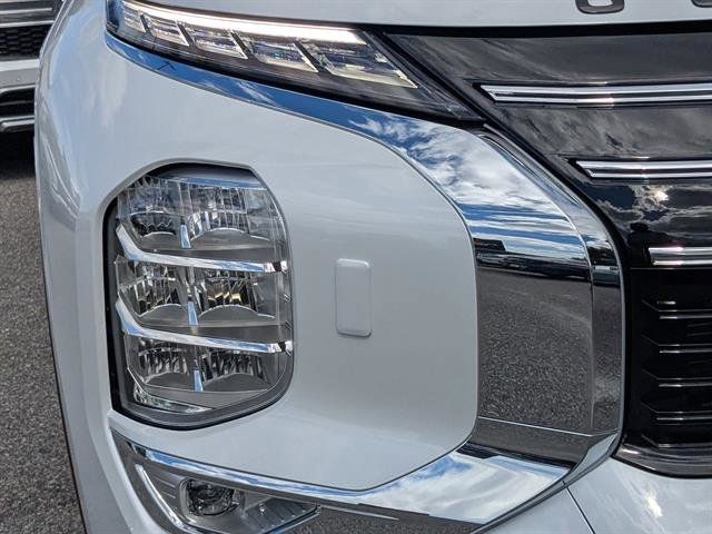 Used 2025 Mitsubishi Outlander SUV