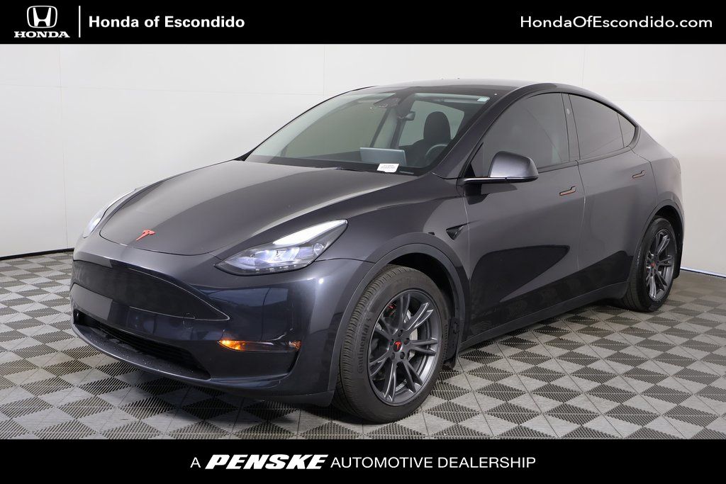 Thumbnail: 2024 Tesla Model Y - 1