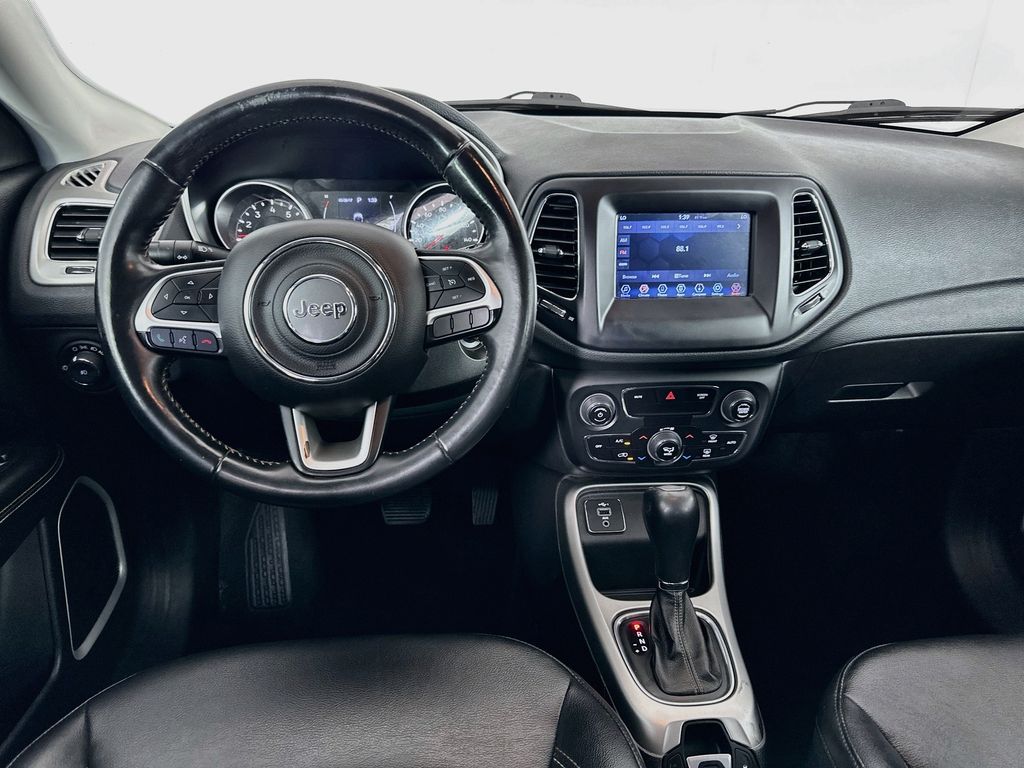 Thumbnail: 2019 Jeep Compass - 21