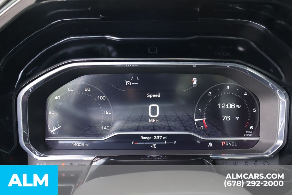 Used 2025 Black GMC SLT image 39