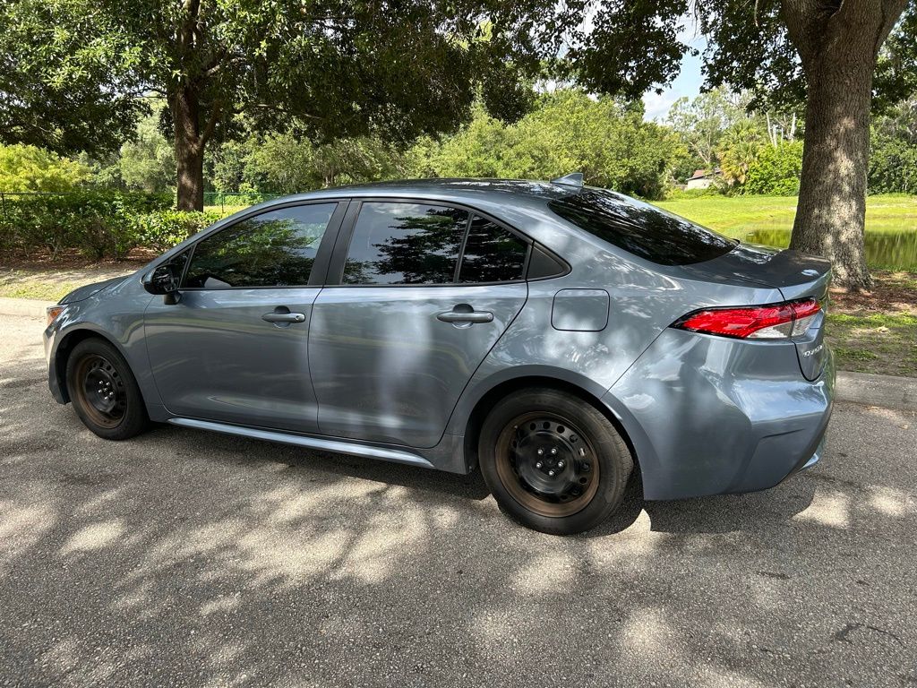 2022 Toyota Corolla LE 3