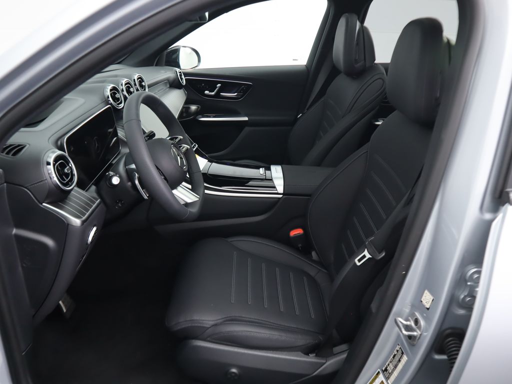 2024 Mercedes-Benz GLC 300 21
