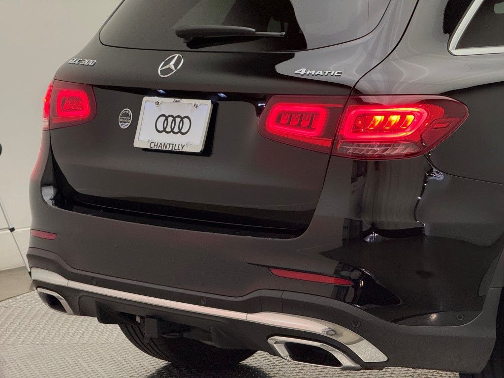 Thumbnail: 2022 Mercedes-Benz GLC - 16