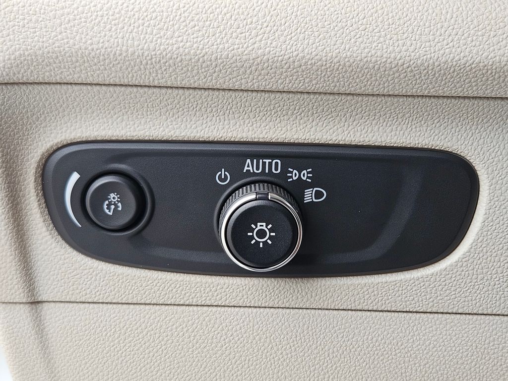 Used Car 2023 Buick Envision  Preferred For Sale Under $30,000 In San Marcos, Texas