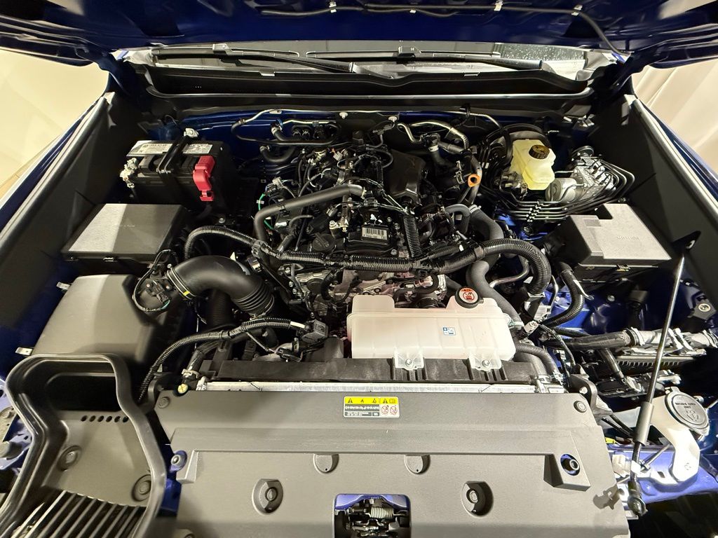 2025 Toyota Tacoma TRD Sport 10