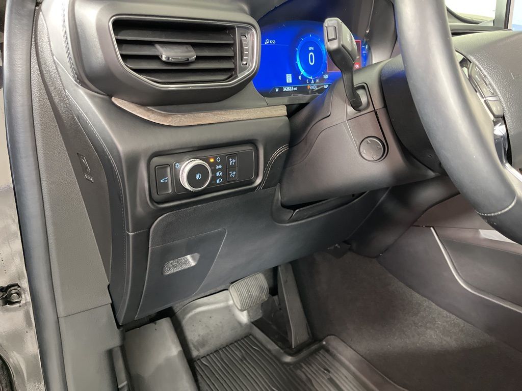 2022 Ford Explorer Platinum 28
