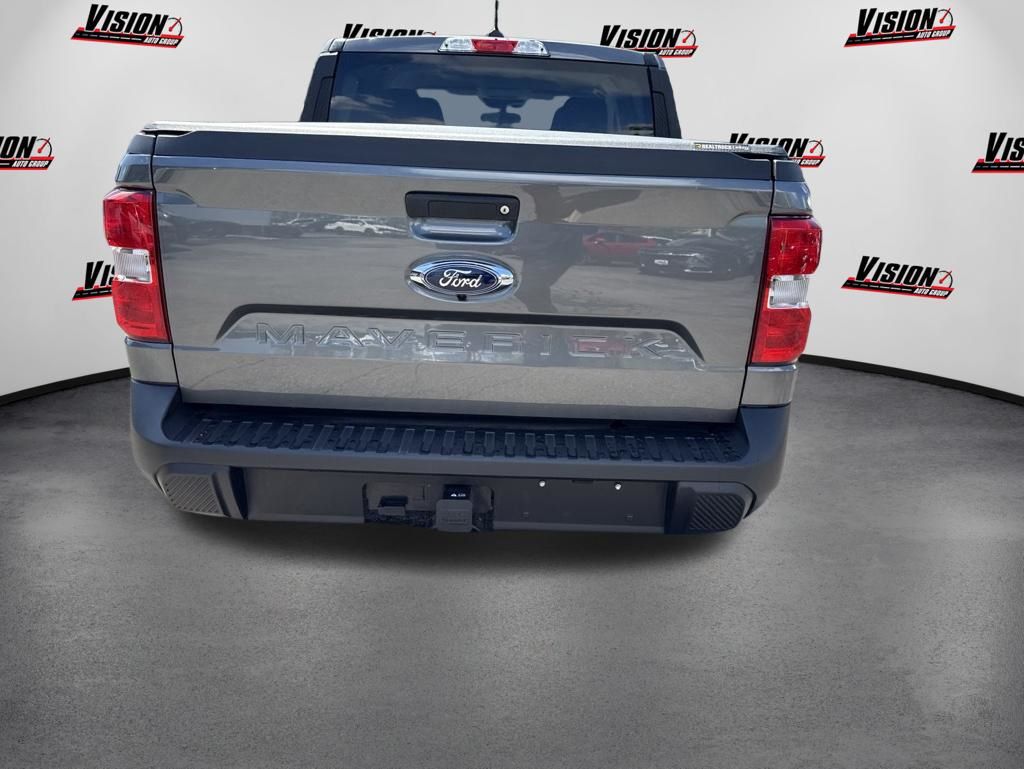 View vehicle photo 7