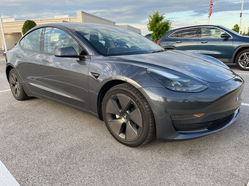 Thumbnail: 2023 Tesla Model 3 - 2