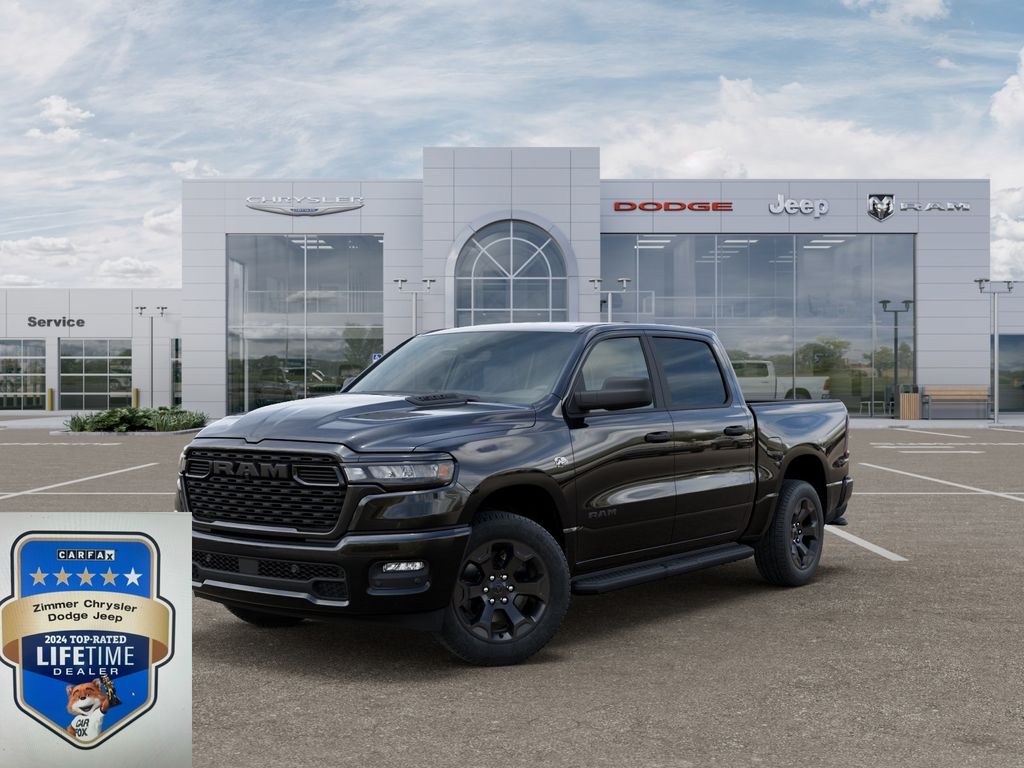 Diamond Black Crystal Pearlcoat 2026 RAM 1500 Pickup Truck Four-Wheel Drive 8-Speed Automatic