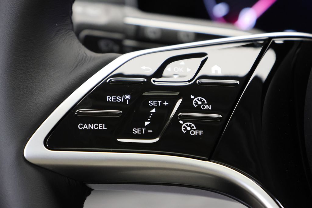 Thumbnail: 2026 Mercedes-Benz GLE - 21