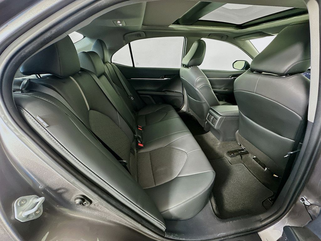 Thumbnail: 2021 Toyota Camry - 27