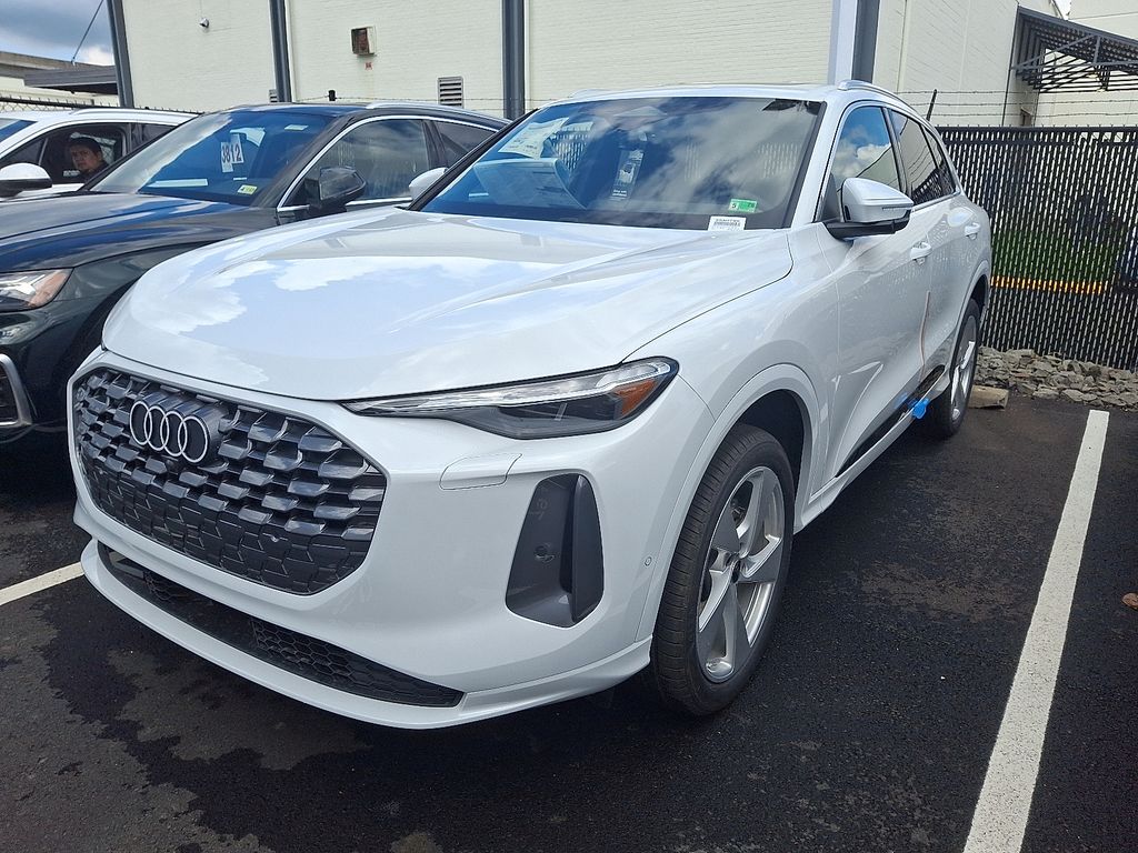2025 Audi Q5 Premium -
                Vienna, VA