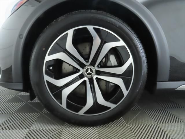 Thumbnail: 2025 Mercedes-Benz E-Class - 32