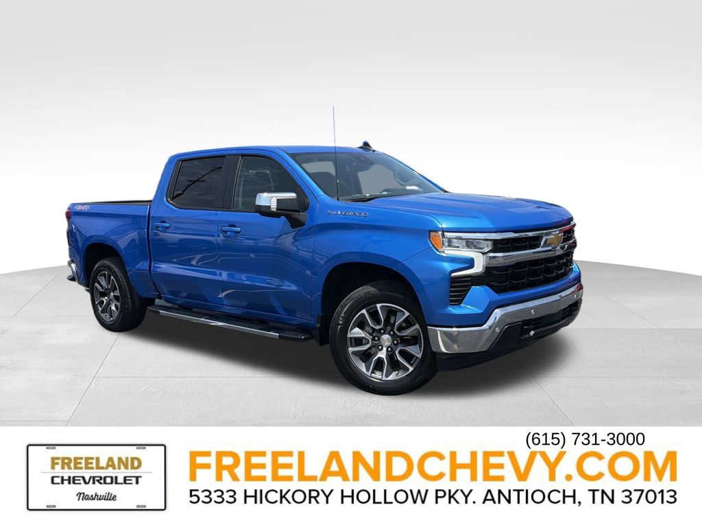  2025 Chevrolet Silverado 1500 LT Crew Cab 4WD   