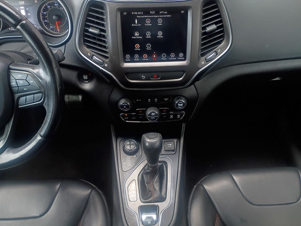 Used Car 2020 Jeep Cherokee  Trailhawk For Sale Under $15,000 In Austin, Texas