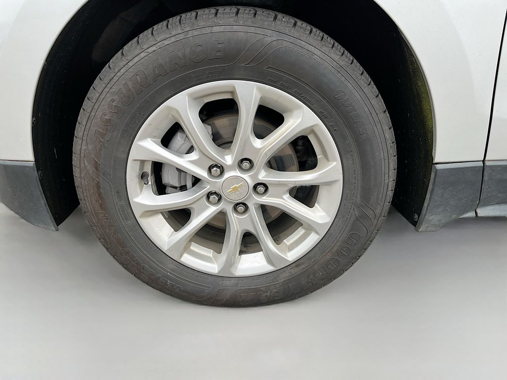 Used 2021 Silver Chevrolet LS image 28
