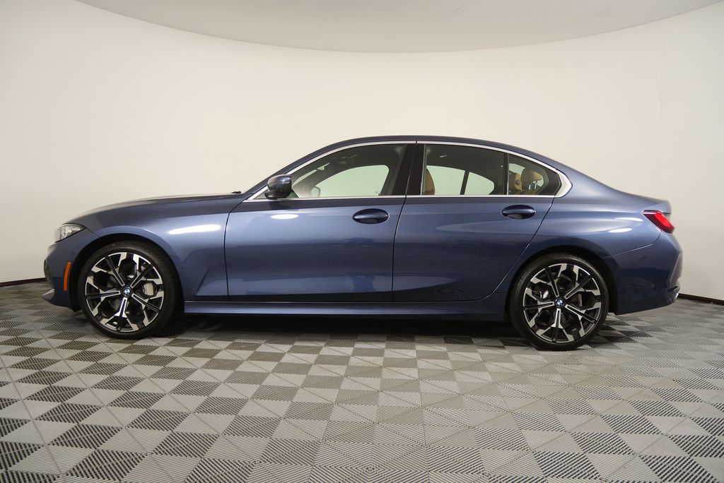 Thumbnail: 2025 BMW 3 Series - 6