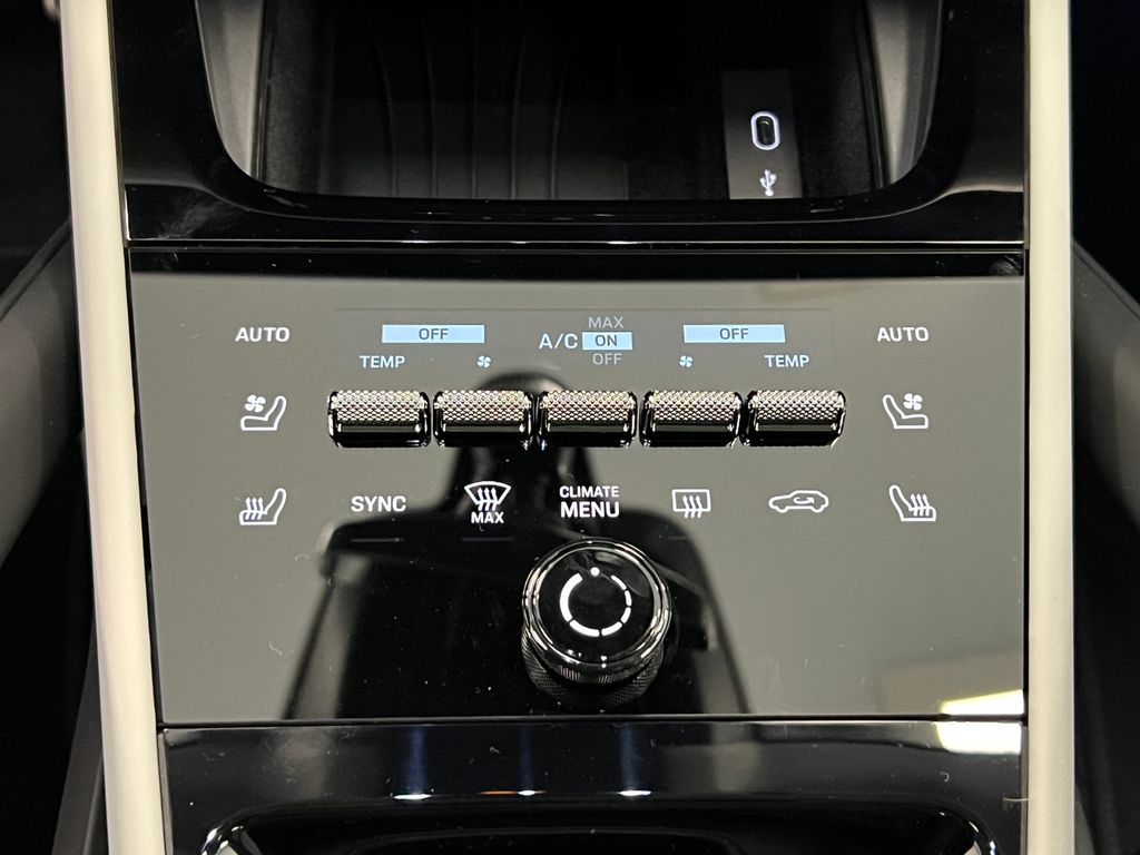 Thumbnail: 2026 Porsche Cayenne - 28