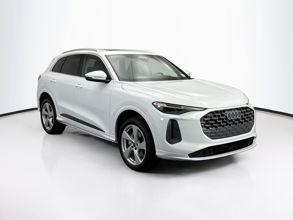 Thumbnail: 2025 Audi Q5 - 3