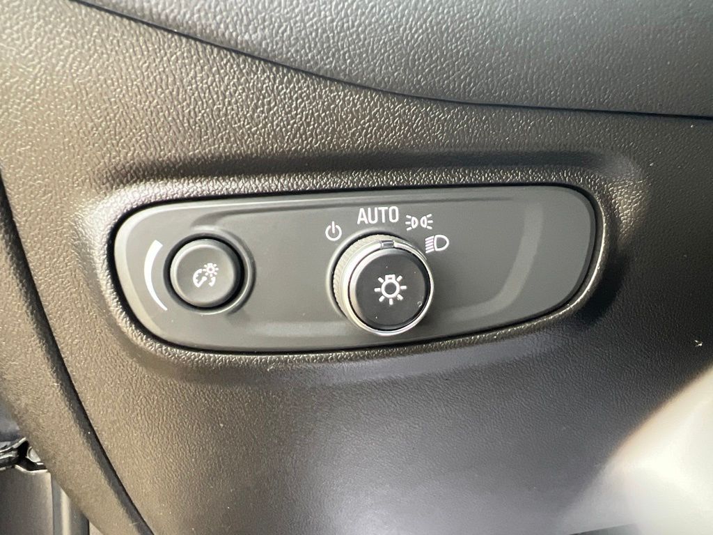 Used 2022 Chevrolet Equinox SUV