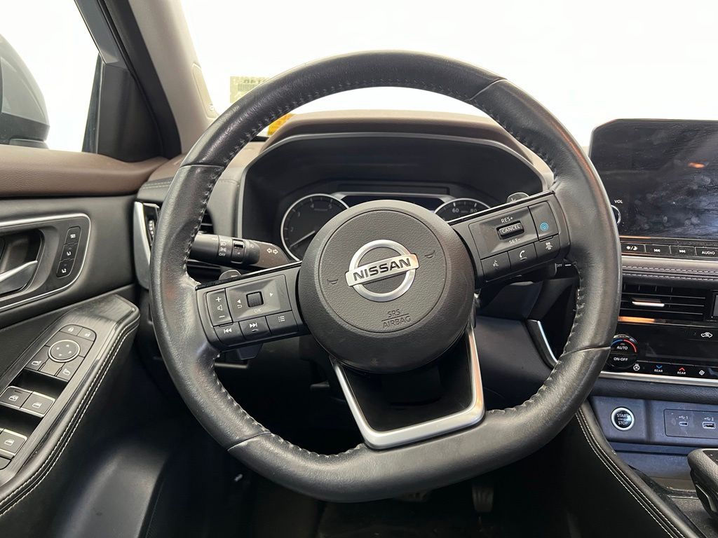 Thumbnail: 2021 Nissan Rogue - 16