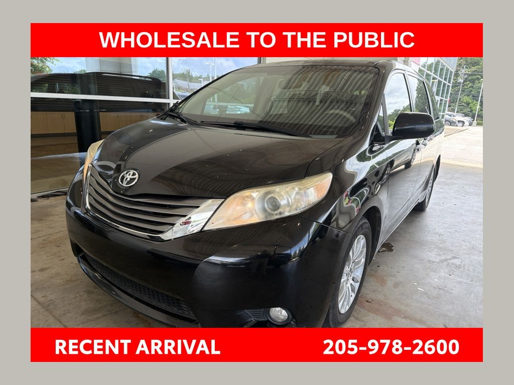 Black 2014 Toyota Sienna Minivan Front-Wheel Drive 6-Speed Automatic Overdrive