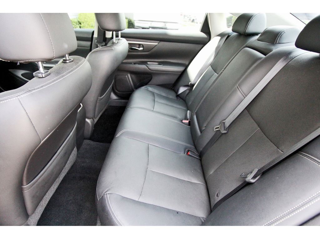 2016 Nissan Altima 2.5 SL Black at Mac Haik CDJR North Houston