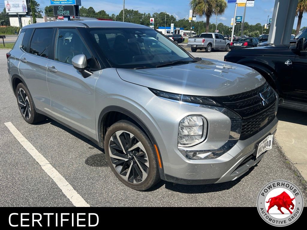 Alloy Silver Metallic 2024 Mitsubishi Outlander SUV / Crossover Front-Wheel Drive