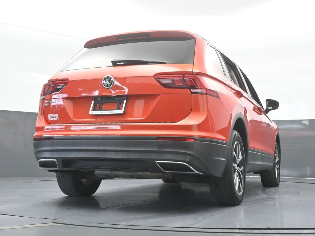 Used 2019 Orange Metallic Volkswagen 2.0T SE image 56