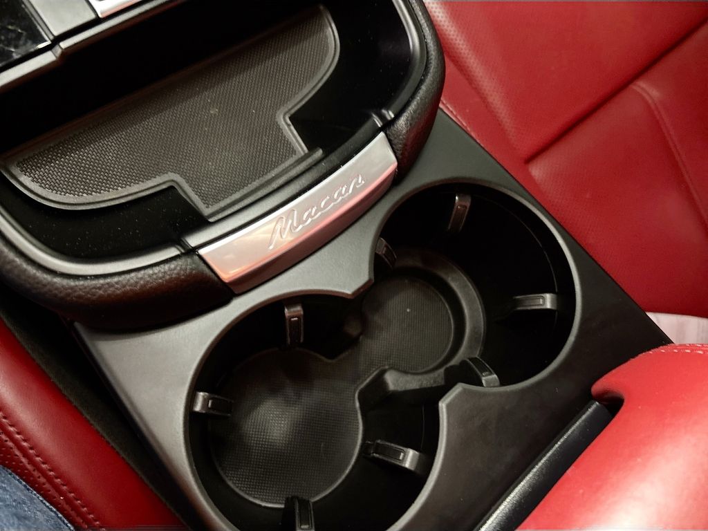 2023 Porsche Macan S