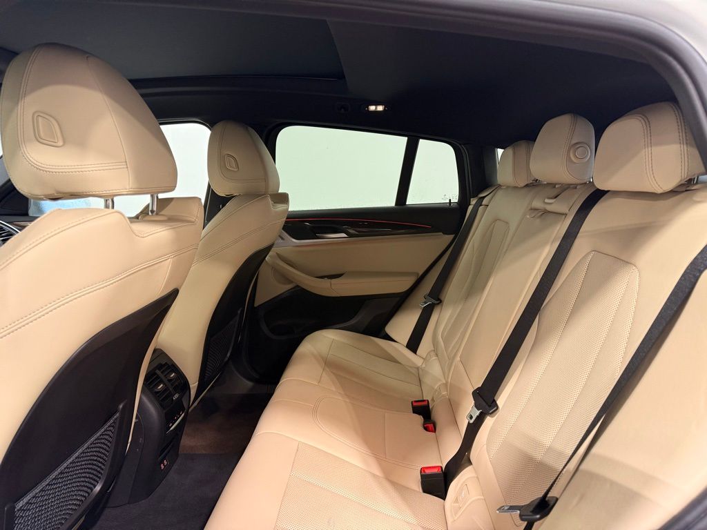 Thumbnail: 2023 BMW X4 - 22