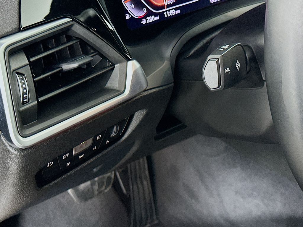 Thumbnail: 2020 BMW 3 Series - 10