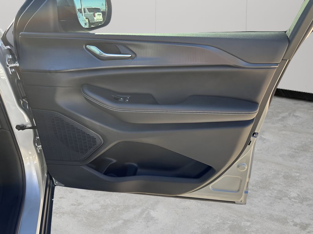 New Car 2025 Jeep Grand Cherokee L  For Sale Under $50,000 In Austin, Texas