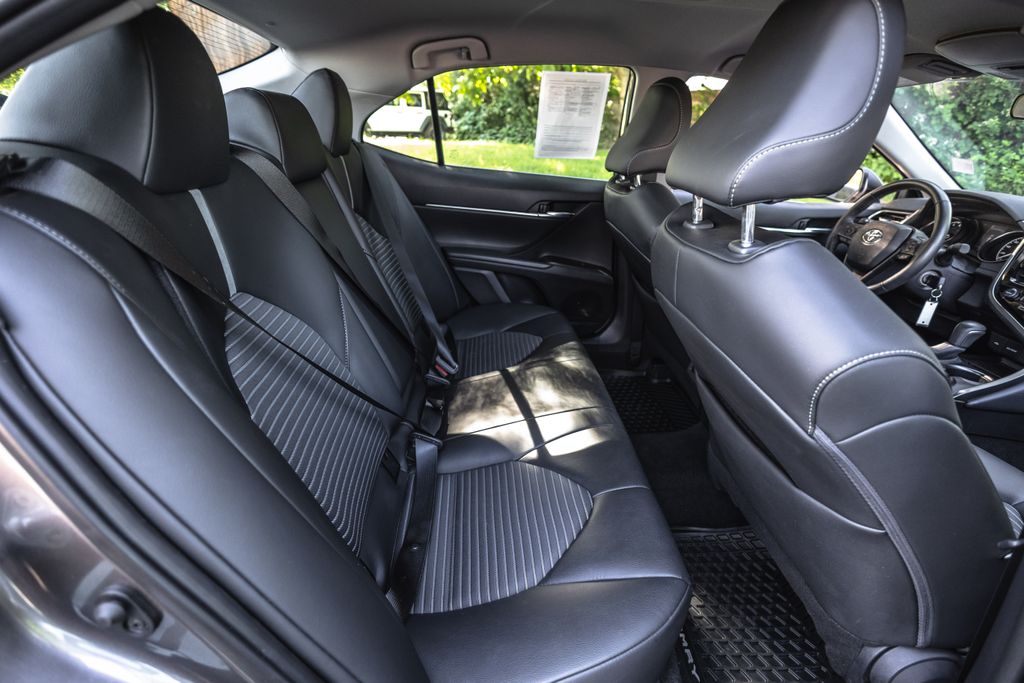 2024 Toyota Camry SE Nightshade thumbnail 29