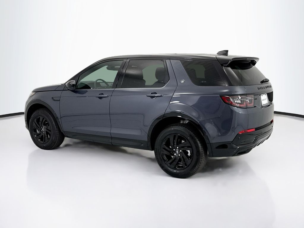 Thumbnail: 2026 Land Rover Discovery Sport - 7