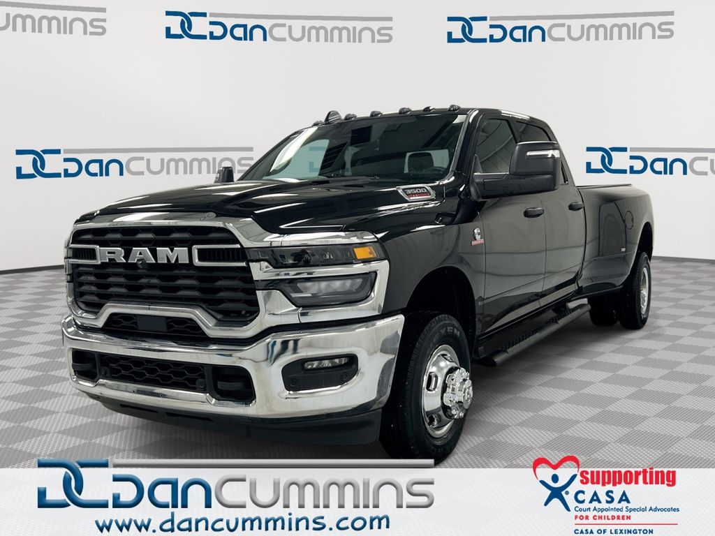 2026 RAM 3500 Tradesman Crew Cab LB DRW 4WD
