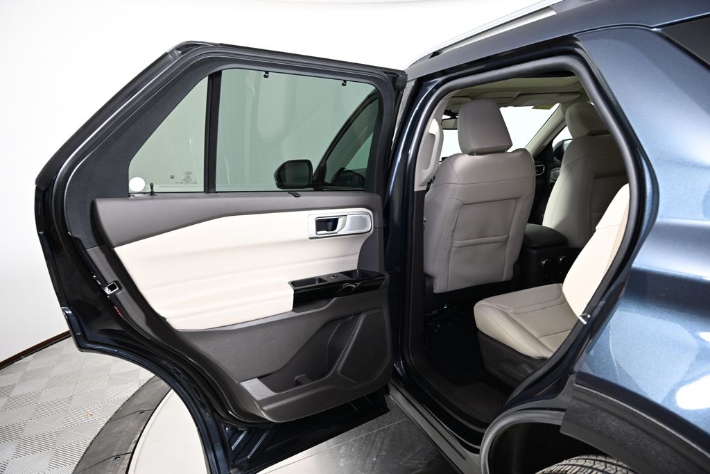 Thumbnail: 2022 Ford Explorer - 23