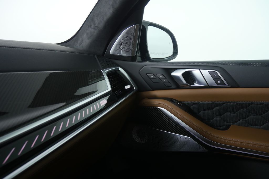 Thumbnail: 2026 BMW X5 - 26