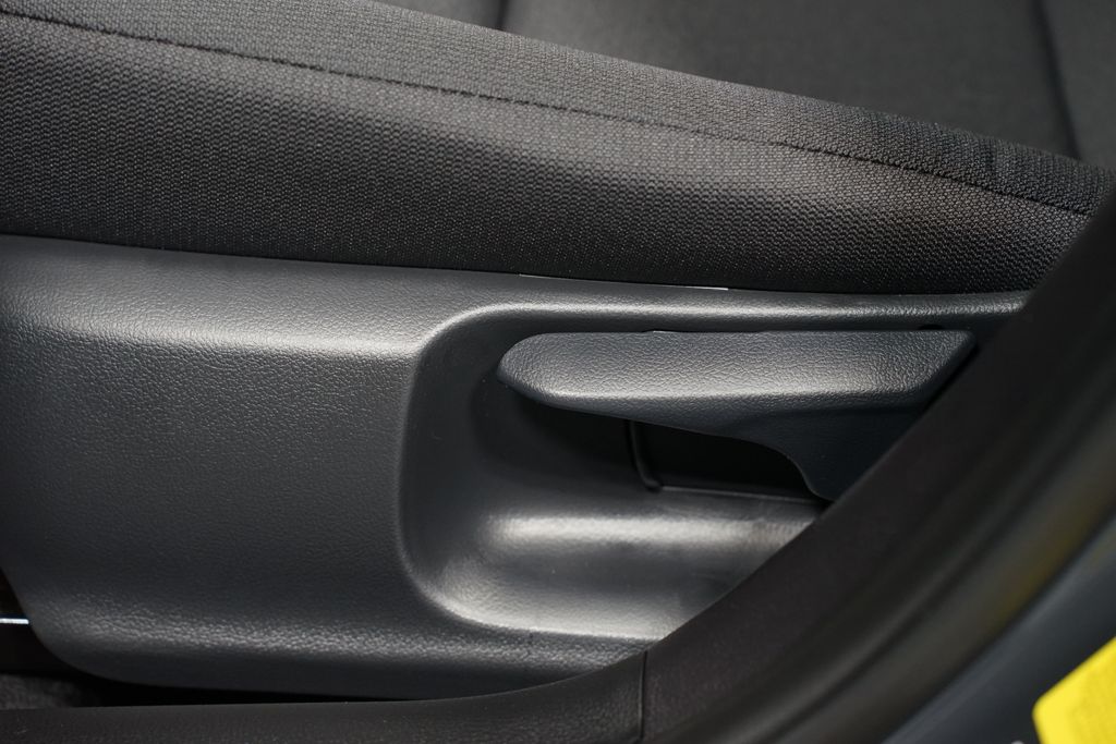 Thumbnail: 2026 Toyota Corolla - 31