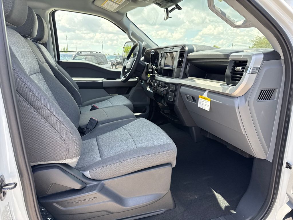 2025 Ford F-350 XL photo 15
