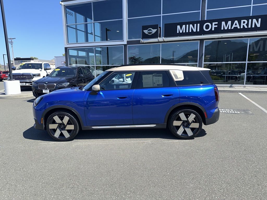Thumbnail: 2025 MINI Cooper Countryman - 2