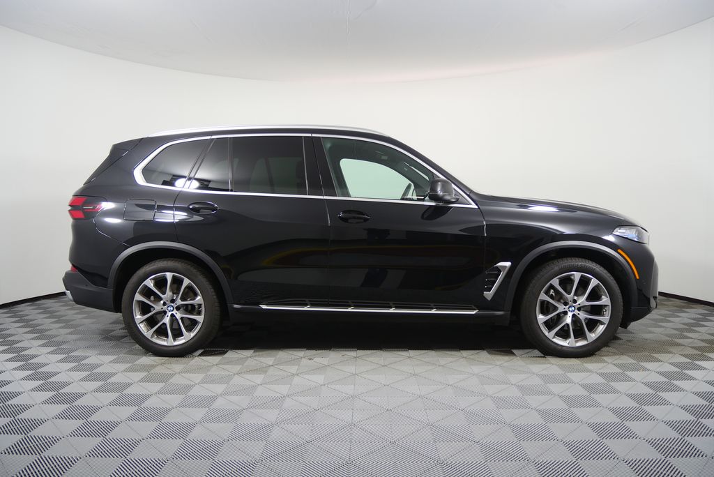 Thumbnail: 2025 BMW X5 - 2