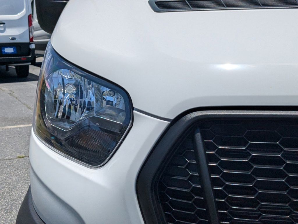 2025 Ford Transit 250