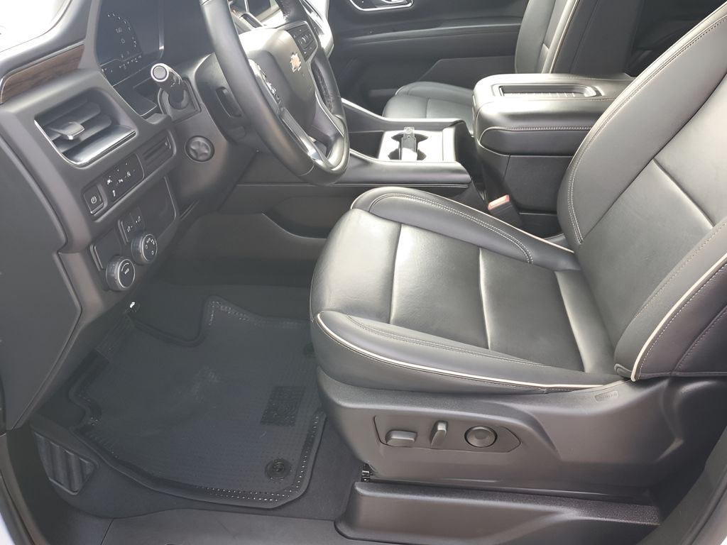 Used Car 2023 Chevrolet Suburban  Premier For Sale Under $50,000 In Austin, Texas