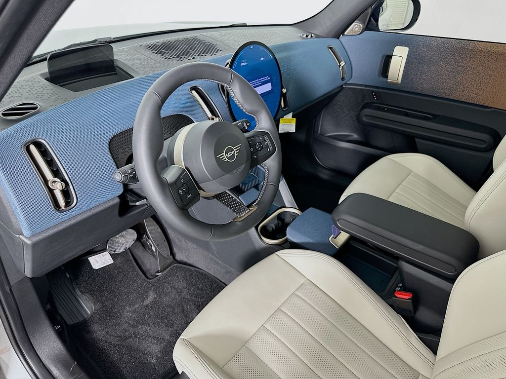 2025 MINI Cooper Countryman Base 9
