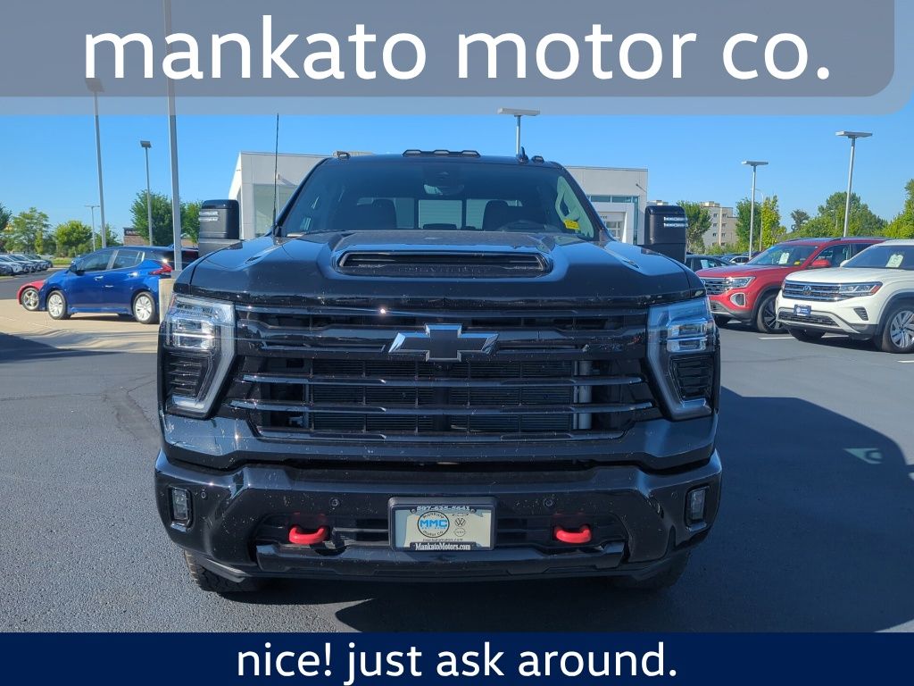 Black 2025 Chevrolet Silverado 3500HD Pickup Truck Four-Wheel Drive Automatic