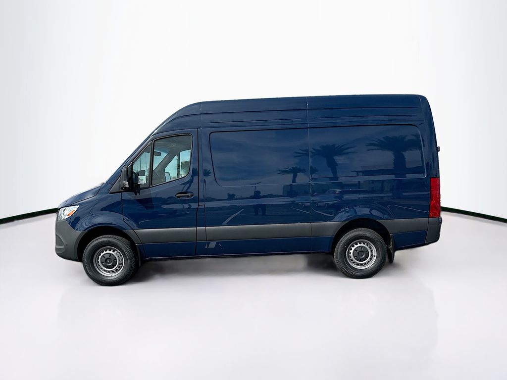 Thumbnail: 2026 Mercedes-Benz Sprinter - 8