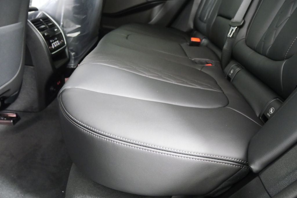 2026 BMW X5 xDrive40i 15