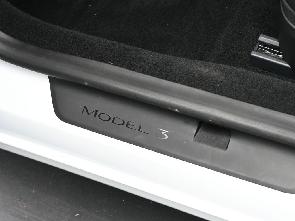 2024 Tesla Model 3 Base