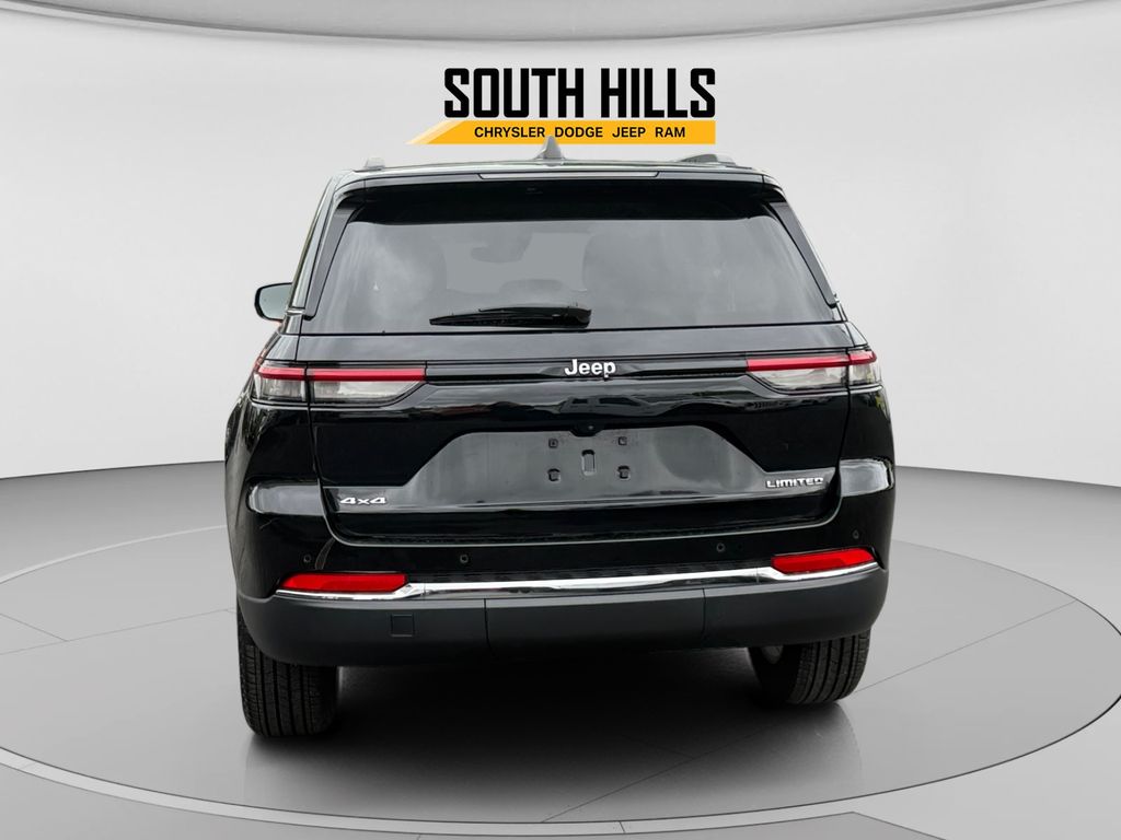 2023 Jeep Grand Cherokee Limited - 3